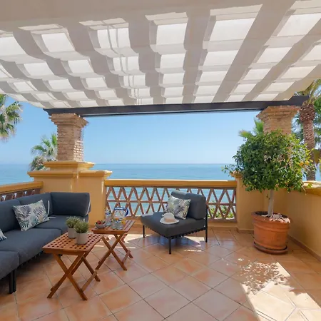 Elegant Seafront Retreat In Rio Real Playa