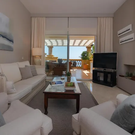 Elegant Seafront Retreat In Rio Real Playa *