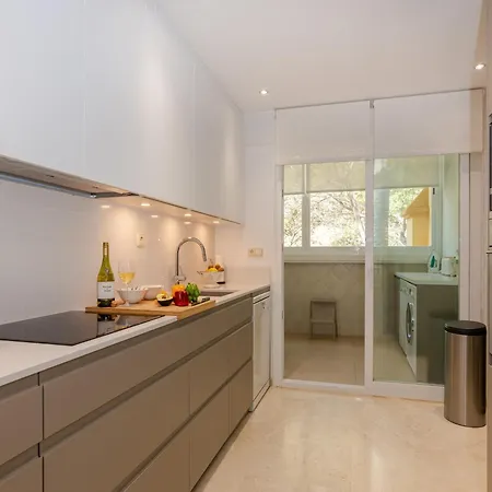 Appartamento Elegant Seafront Retreat In Rio Real Playa Marbella